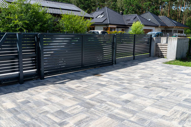 Best Driveway Pavers Near Me  in Monticello, IA