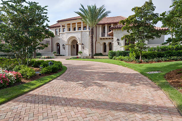 Best Professional Driveway Pavers  in Monticello, IA
